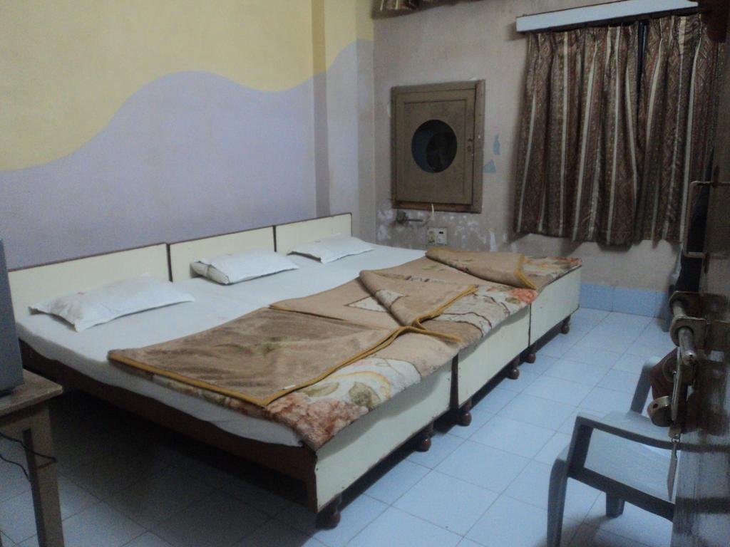 Hotel Jyoti 瓦拉纳西 外观 照片